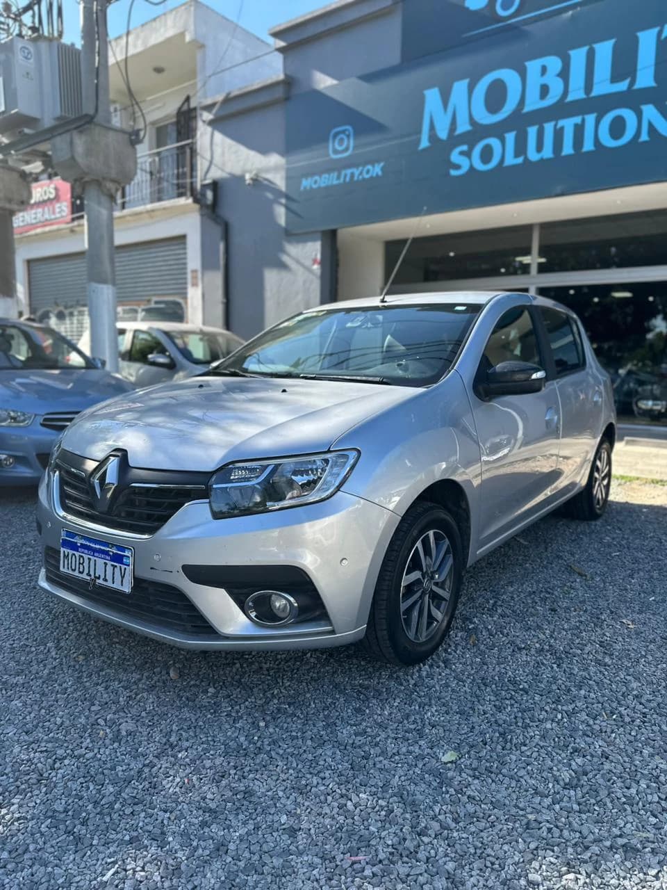 Renault Sandero Intens 1.6 2021